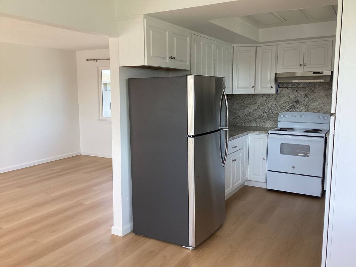 Apartment for rent at 1786 Reinelt Ave, Santa Cruz, CA 95062
