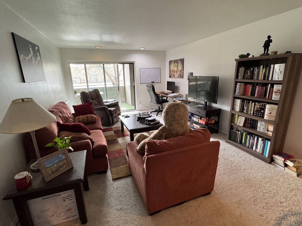 Apartment for rent at 2227 Canyon Blvd, Boulder, CO 80302
