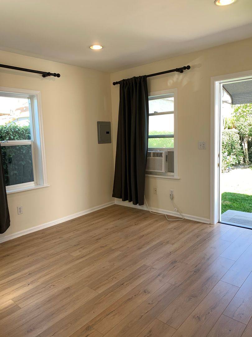 Apartment for rent at 316 Irving Ave, Glendale, CA 91201