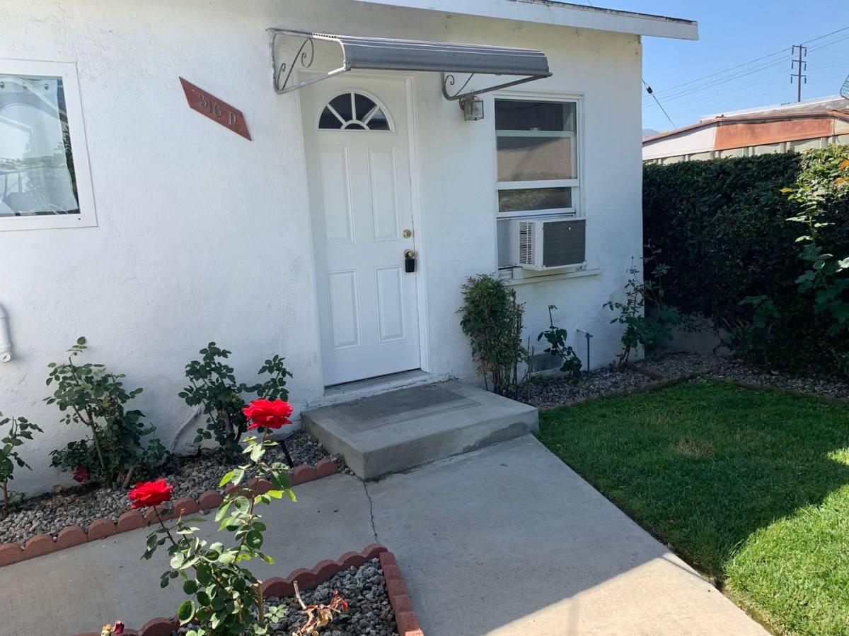 Apartment for rent at 316 Irving Ave, Glendale, CA 91201