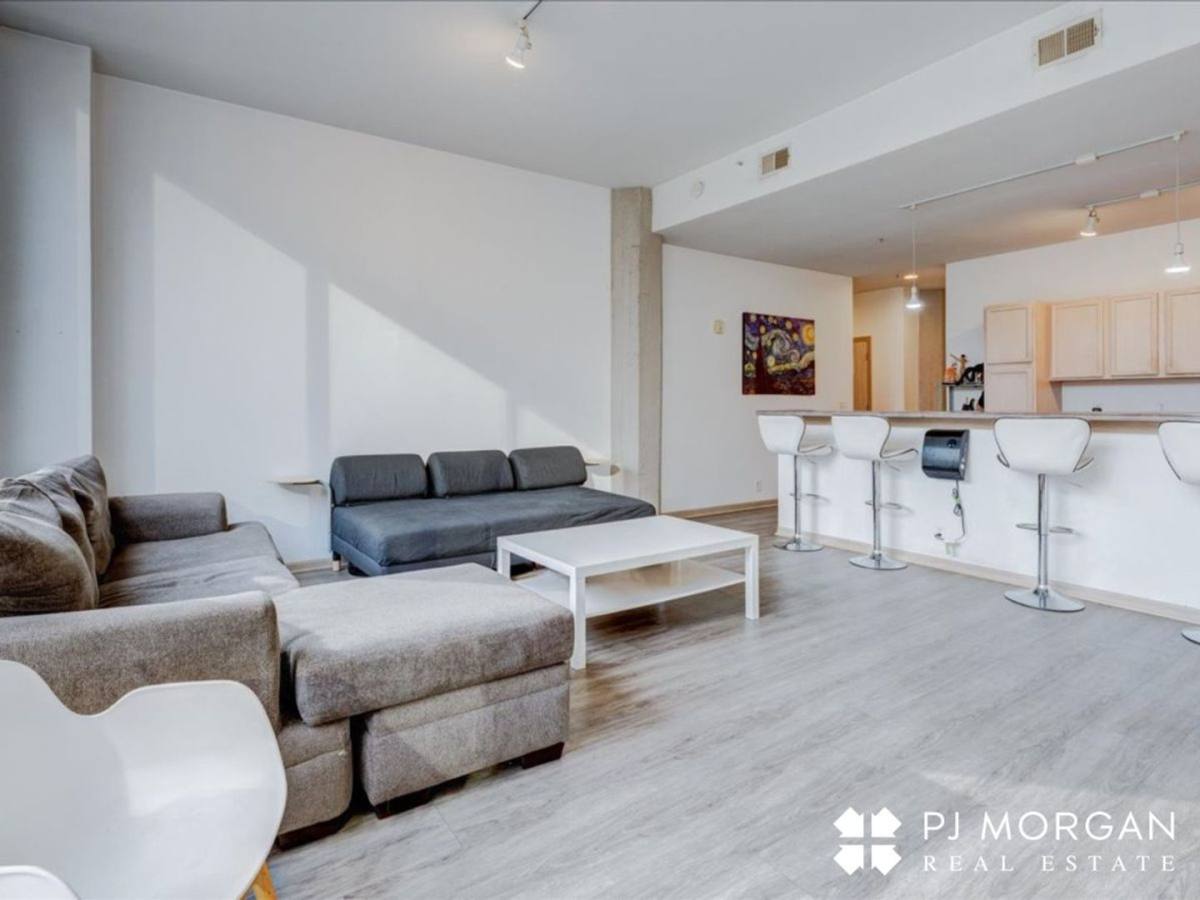 House for rent at 312 S 16th St, Omaha, NE 68102