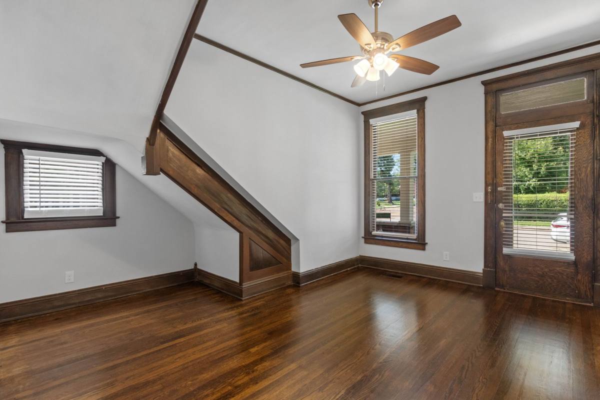 Apartment for rent at 1229 Vinton Ave, Memphis, TN 38104