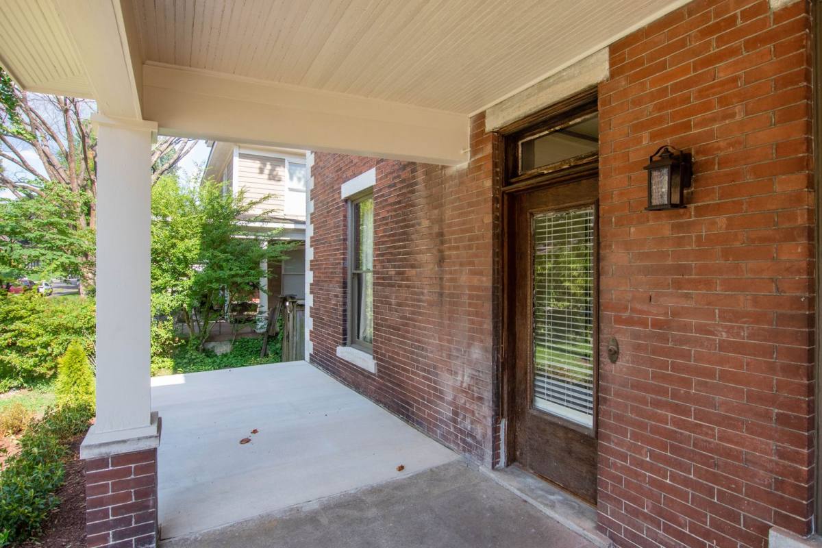 Apartment for rent at 1229 Vinton Ave, Memphis, TN 38104