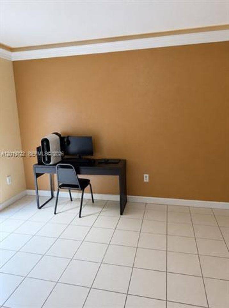 Townhouse for rent at 14803 SW 9th Lane, Miami, FL 33194