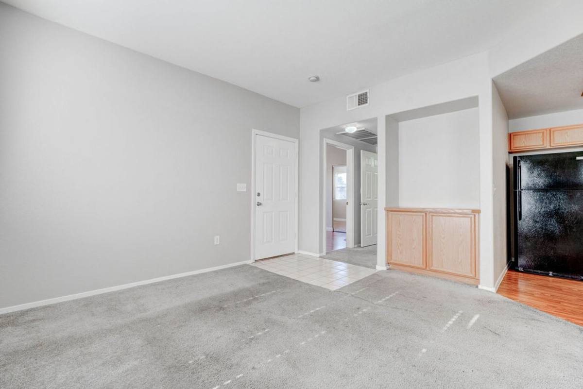 Condo for rent at 4655 Gold Dust Ave, Las Vegas, NV 89120