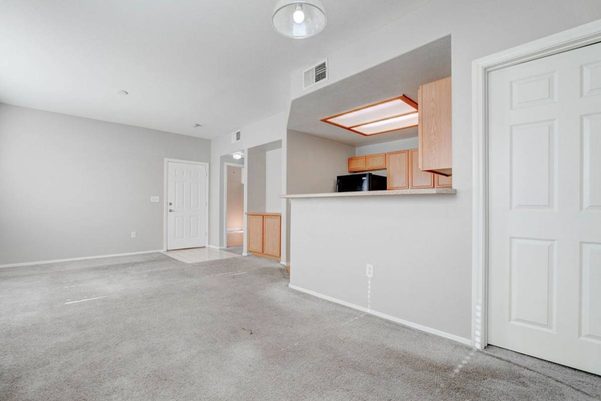 Condo for rent at 4655 Gold Dust Ave, Las Vegas, NV 89120