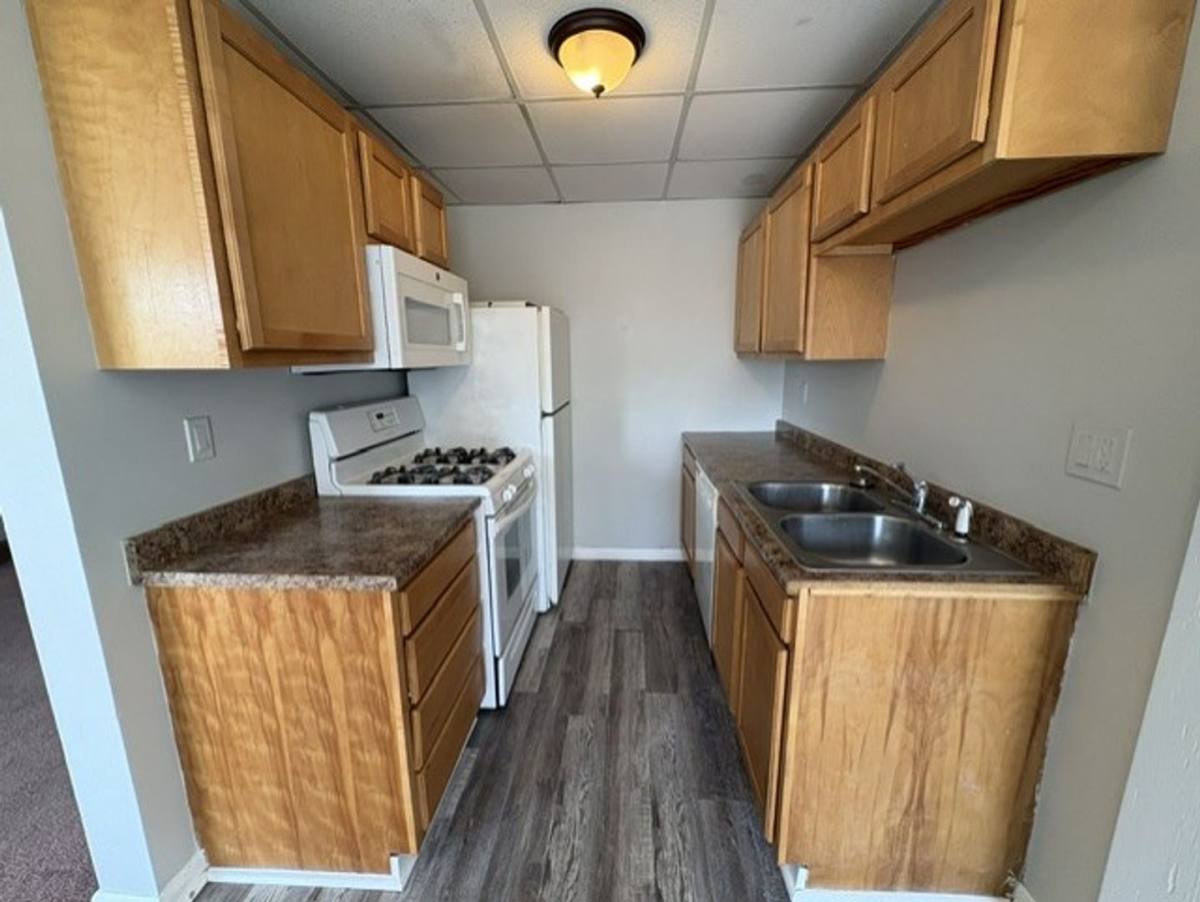 Apartment for rent at 776 N Main St #201, Akron, OH 44310