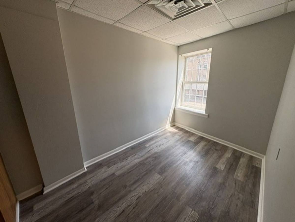 Apartment for rent at 776 N Main St #201, Akron, OH 44310
