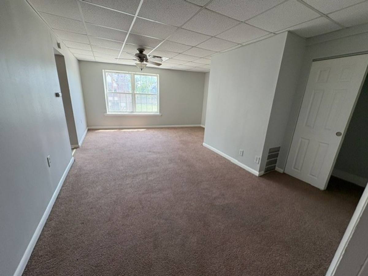 Apartment for rent at 776 N Main St #201, Akron, OH 44310