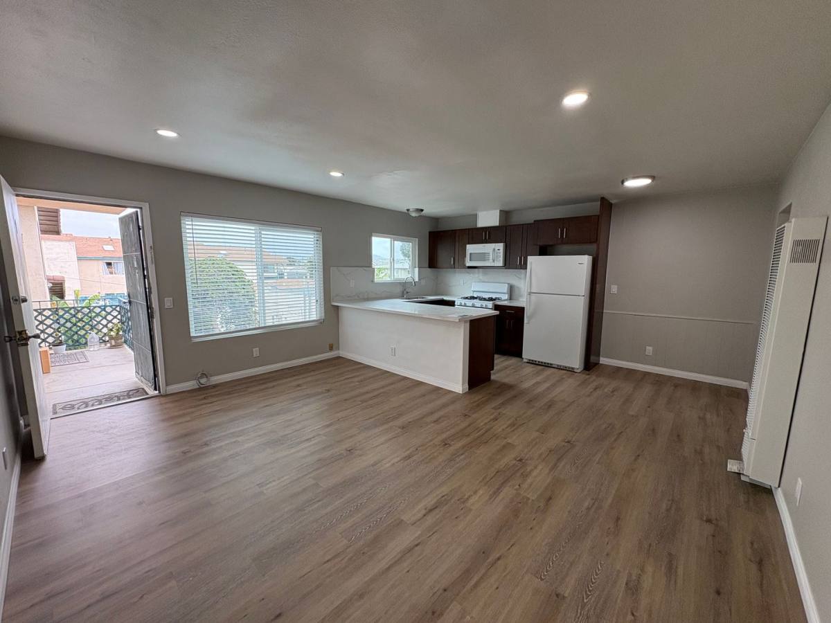Apartment for rent at 4216 Euclid Ave, San Diego, CA 92115