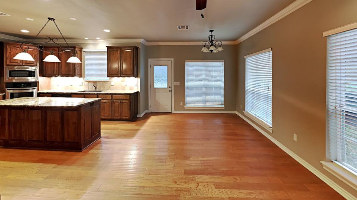 House for rent at 605 Knights Bridge Rd, Edmond, OK 73034