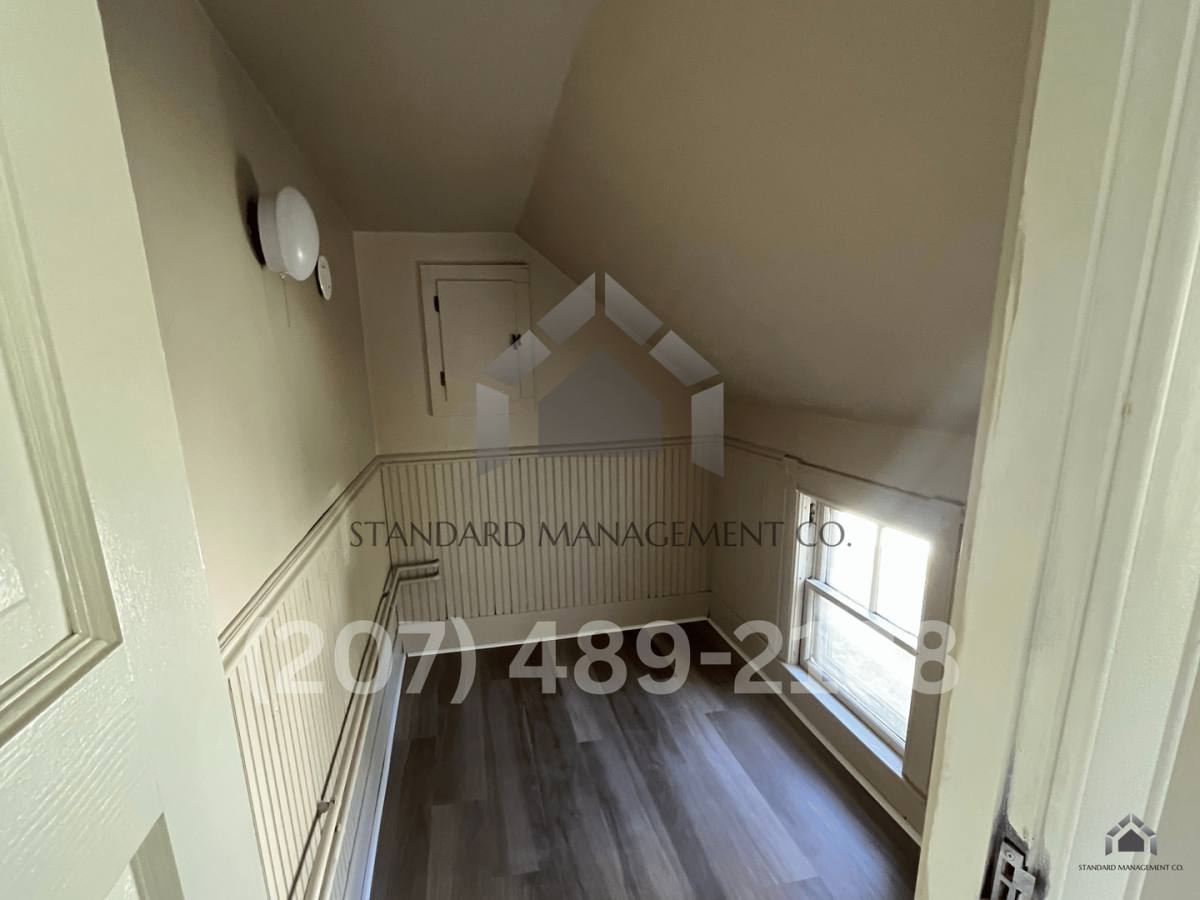 Apartment for rent at 77 N St, Waterville, ME 04901