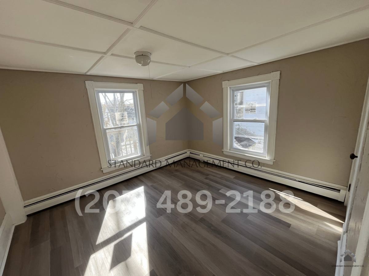 Apartment for rent at 77 N St, Waterville, ME 04901