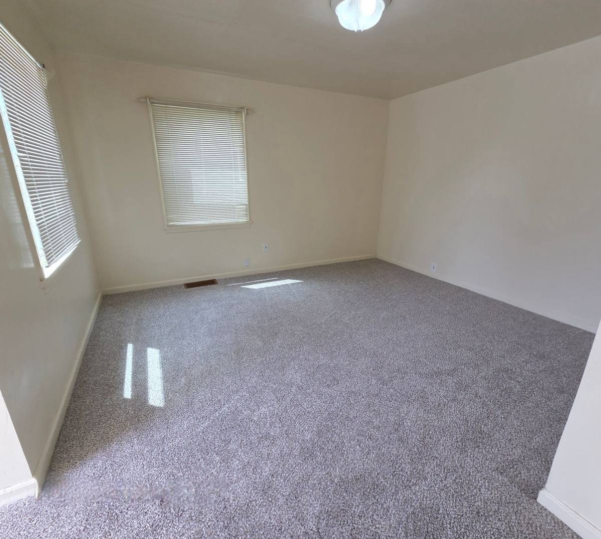 House for rent at 103 E Center St, Grace, ID 83241