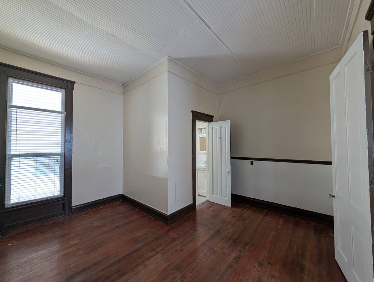Apartment for rent at 1428 Rufer Ave, Louisville, KY 40204