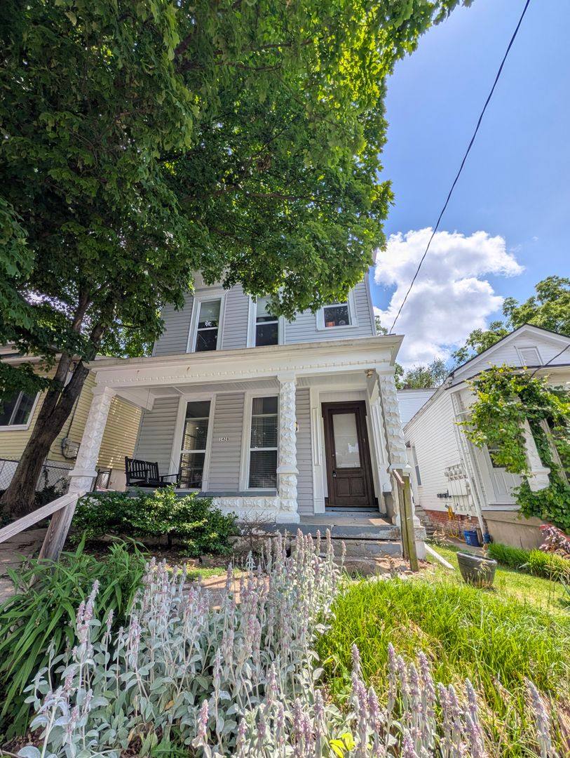Apartment for rent at 1428 Rufer Ave, Louisville, KY 40204