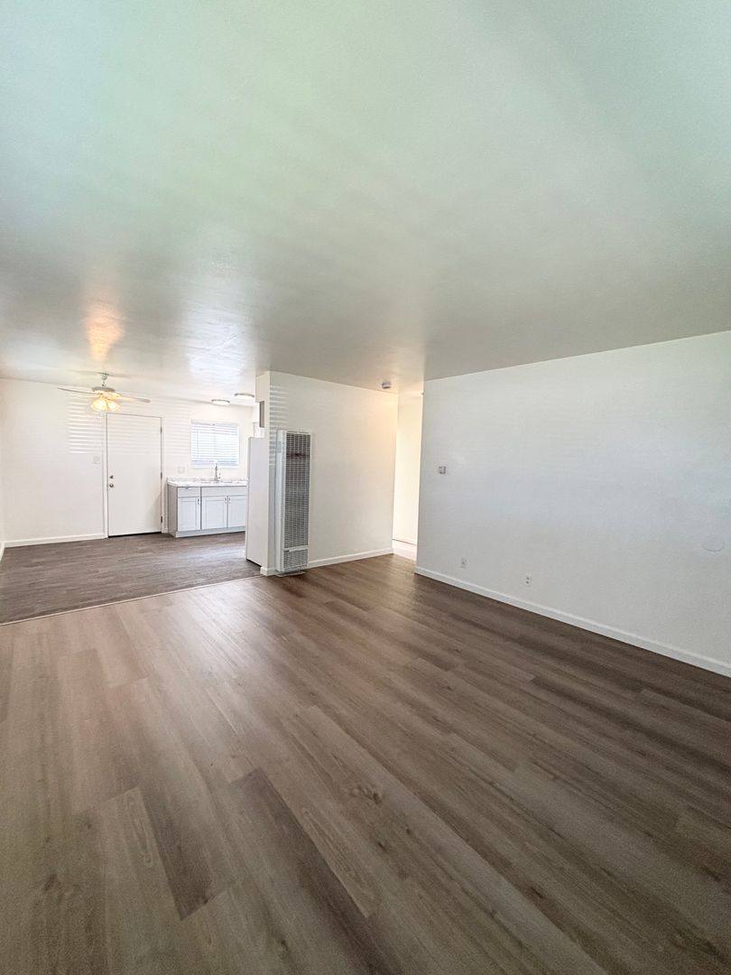 Apartment for rent at 320 & 324 E Pine Ave, Lompoc, CA 93436