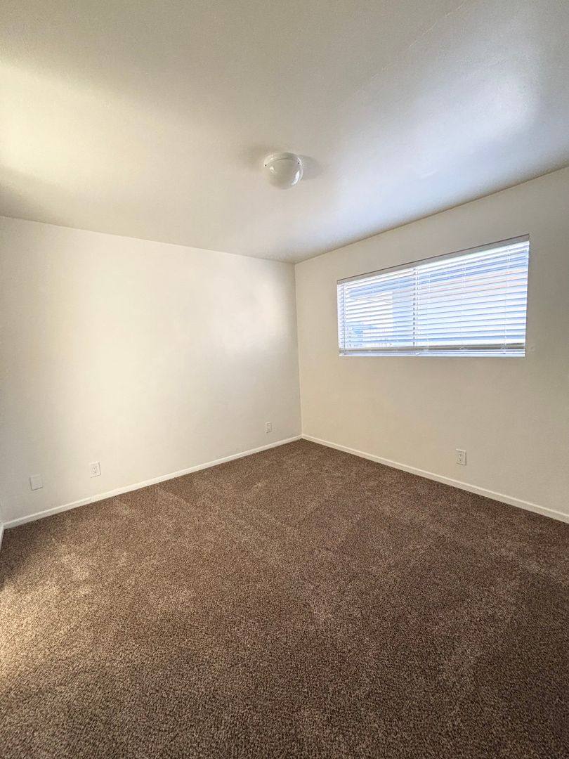 Apartment for rent at 320 & 324 E Pine Ave, Lompoc, CA 93436