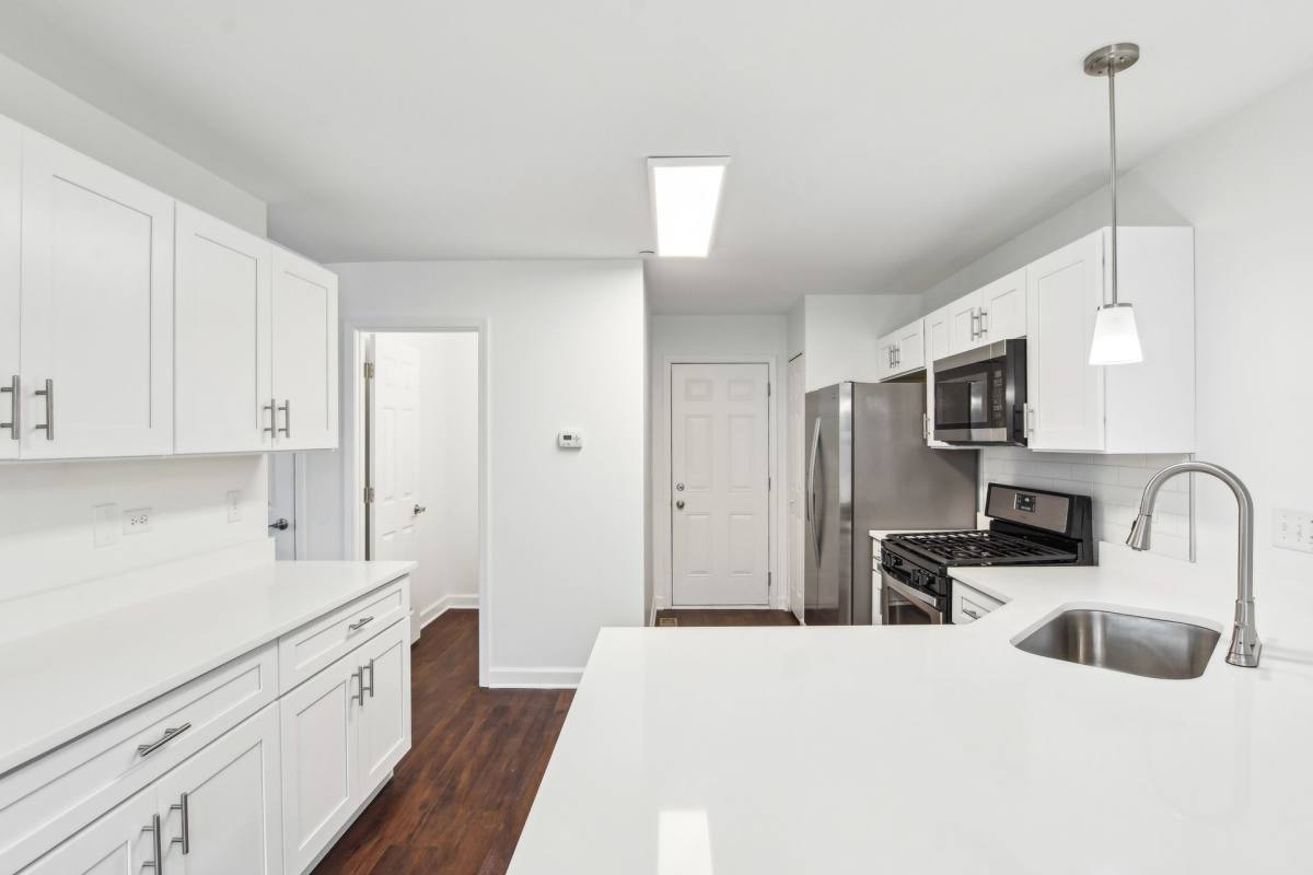 Townhouse for rent at 4962 Bennett St, Matteson, IL 60443