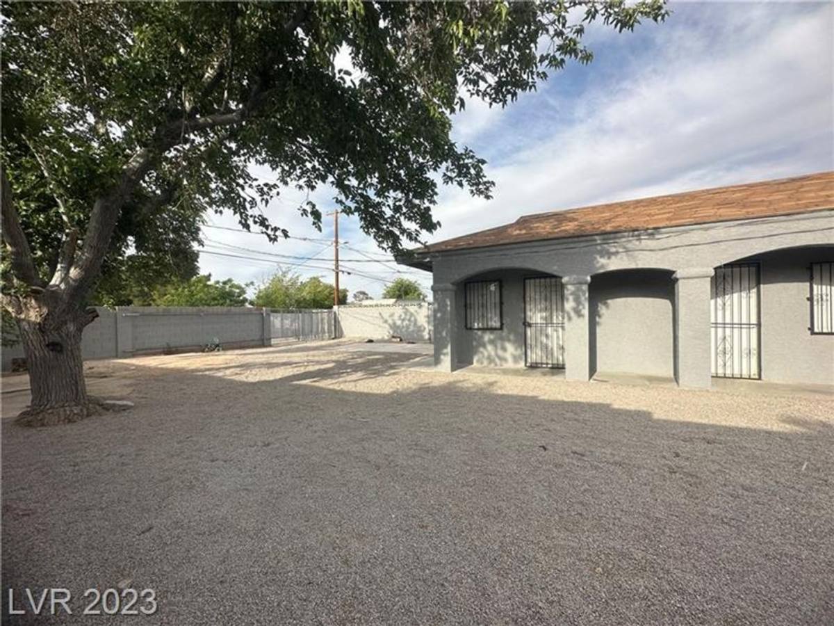 House for rent at 2125 Elm Ave, Las Vegas, NV 89101