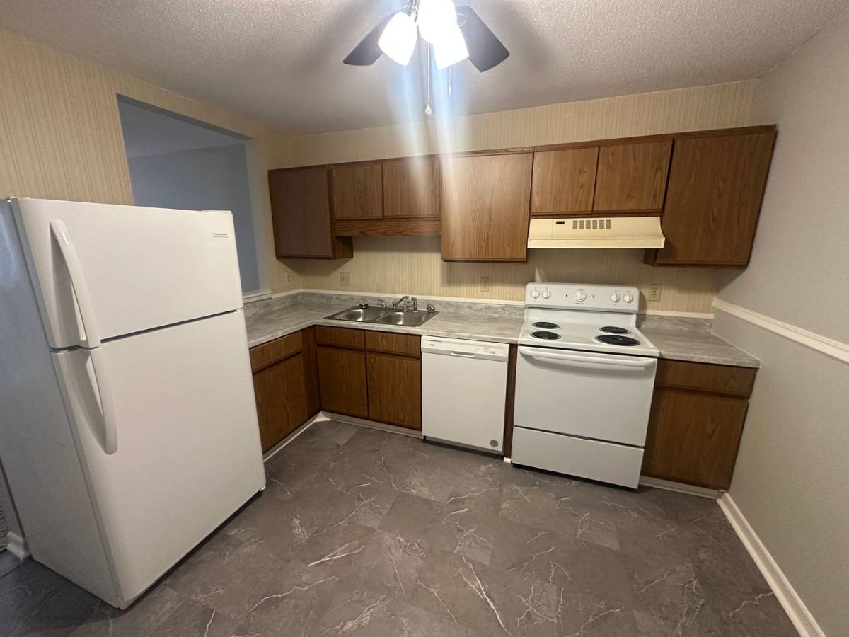 Apartment for rent at 1522 Parkway, Greenwood, SC 29646