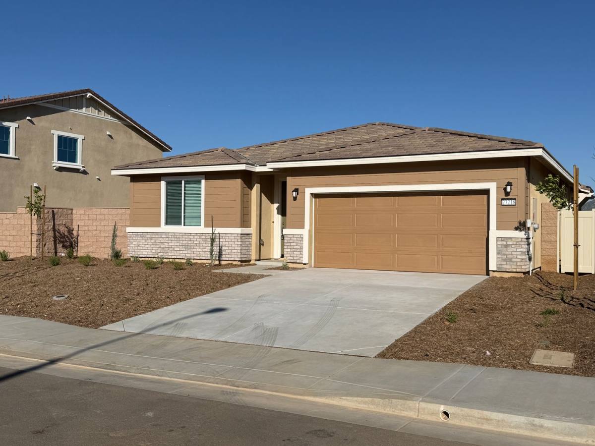 House for rent at 27218 Pennywhistle Way, Menifee, CA 92585