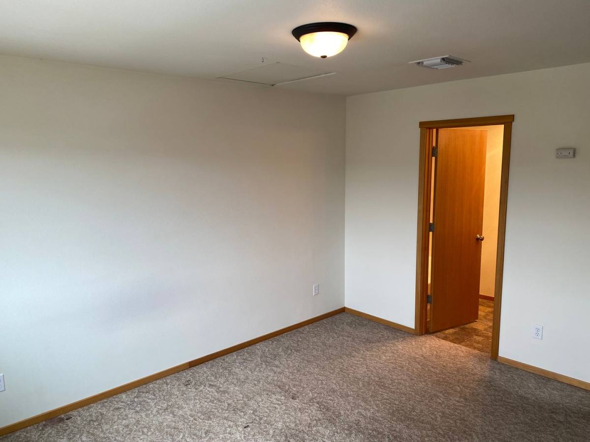 Apartment for rent at 20085 SW Porter Place, Bend, OR 97702