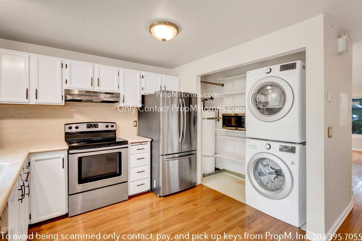 Apartment for rent at 29490 SW Courtside Dr, Wilsonville, OR 97070