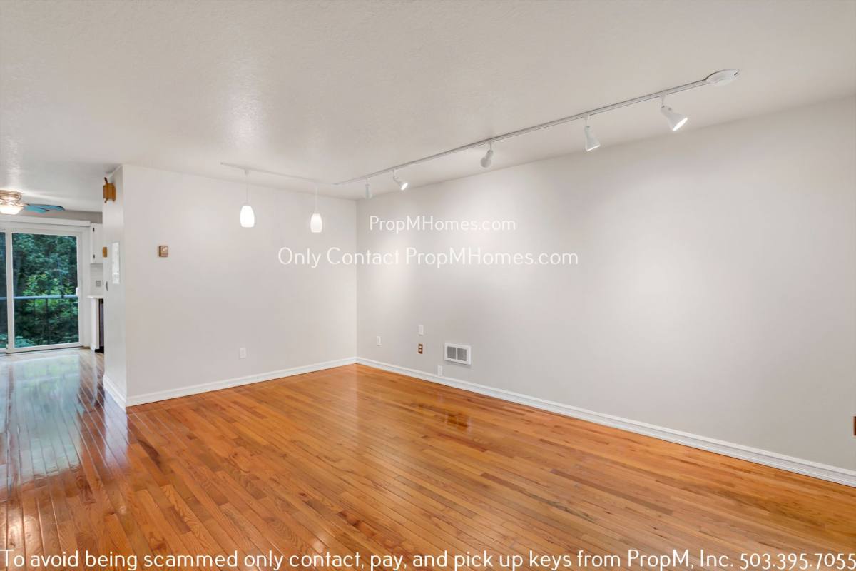 Apartment for rent at 29490 SW Courtside Dr, Wilsonville, OR 97070