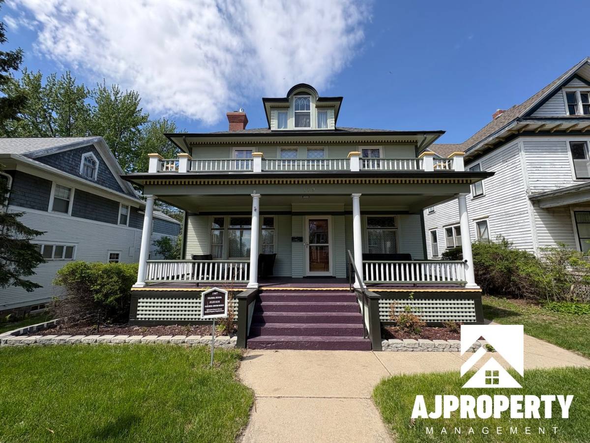 House for rent at 119 N Summit Ave, Sioux Falls, SD 57104