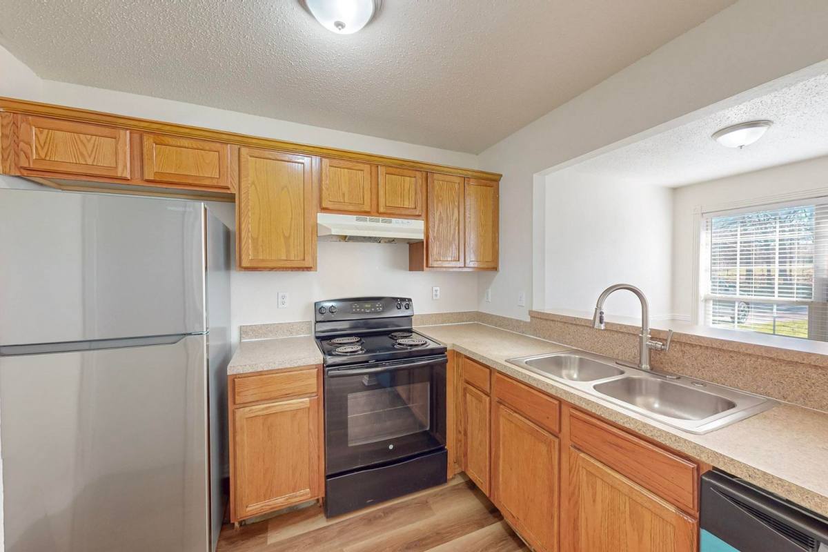 Apartment for rent at 404 Truman St, Arlington, TX 76011