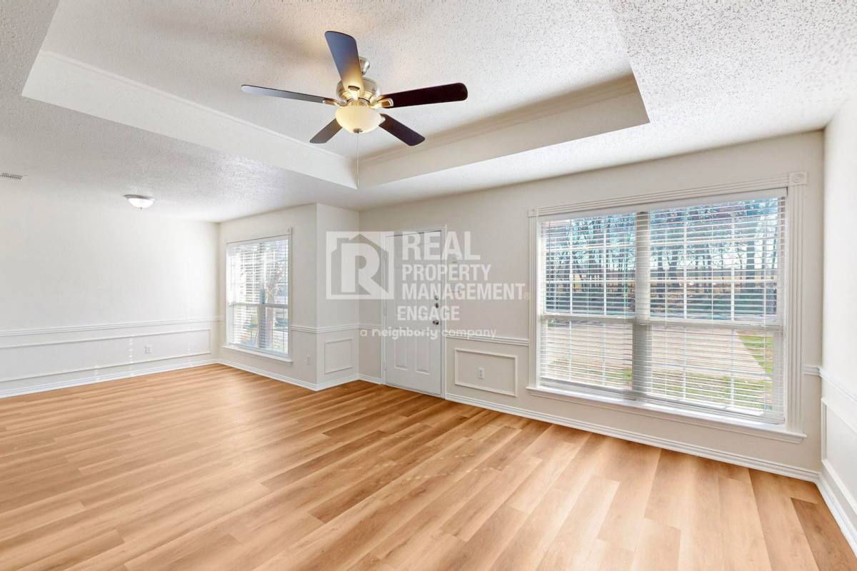 Apartment for rent at 404 Truman St, Arlington, TX 76011