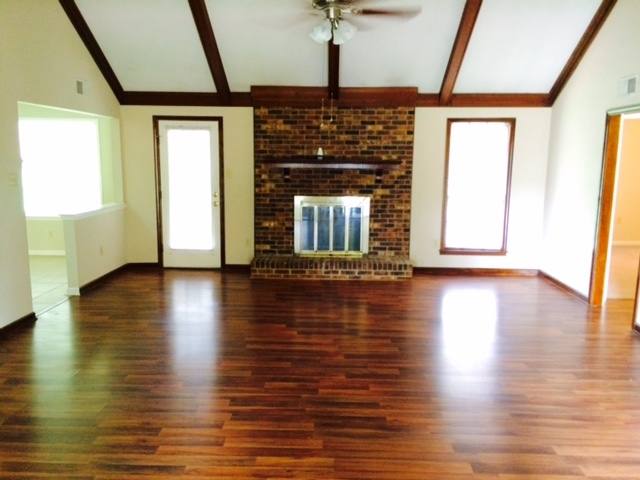Apartment for rent at 8660 Edney Ridge Dr, Cordova, TN 38016