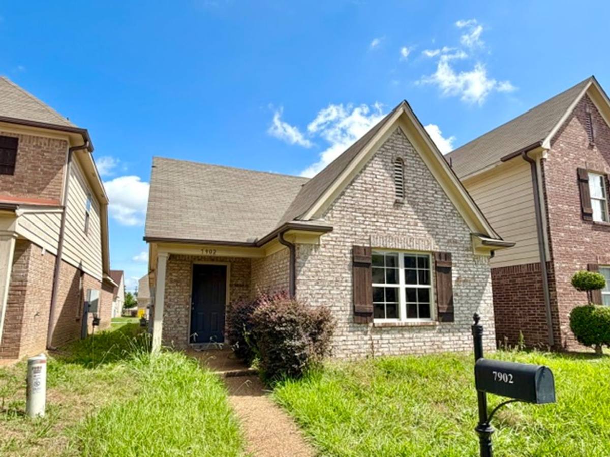 Apartment for rent at 7902 N Rushmeade Circle, Memphis, TN 38125