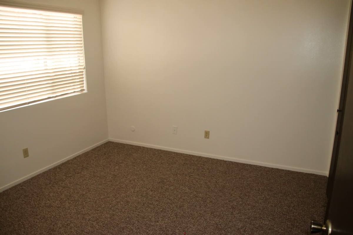 Apartment for rent at 205-207 N Hall St, Visalia, CA 93291