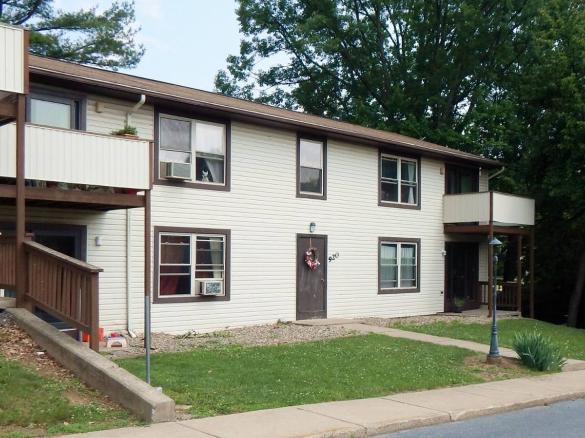 Apartment for rent at 922C W Aaron Dr, State College, PA 16803