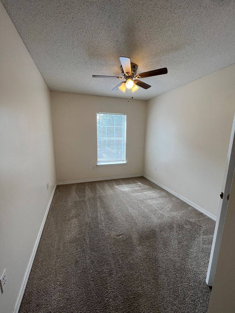 House for rent at 204 Johnson Court, Crestview, FL 32536