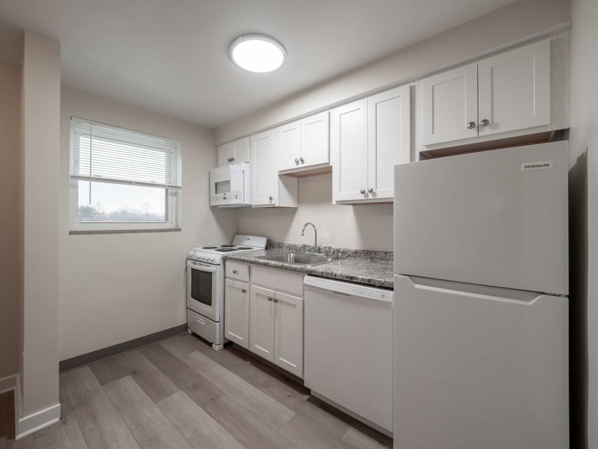 Apartment for rent at 810 Perry Highway, Pittsburgh, PA 15229
