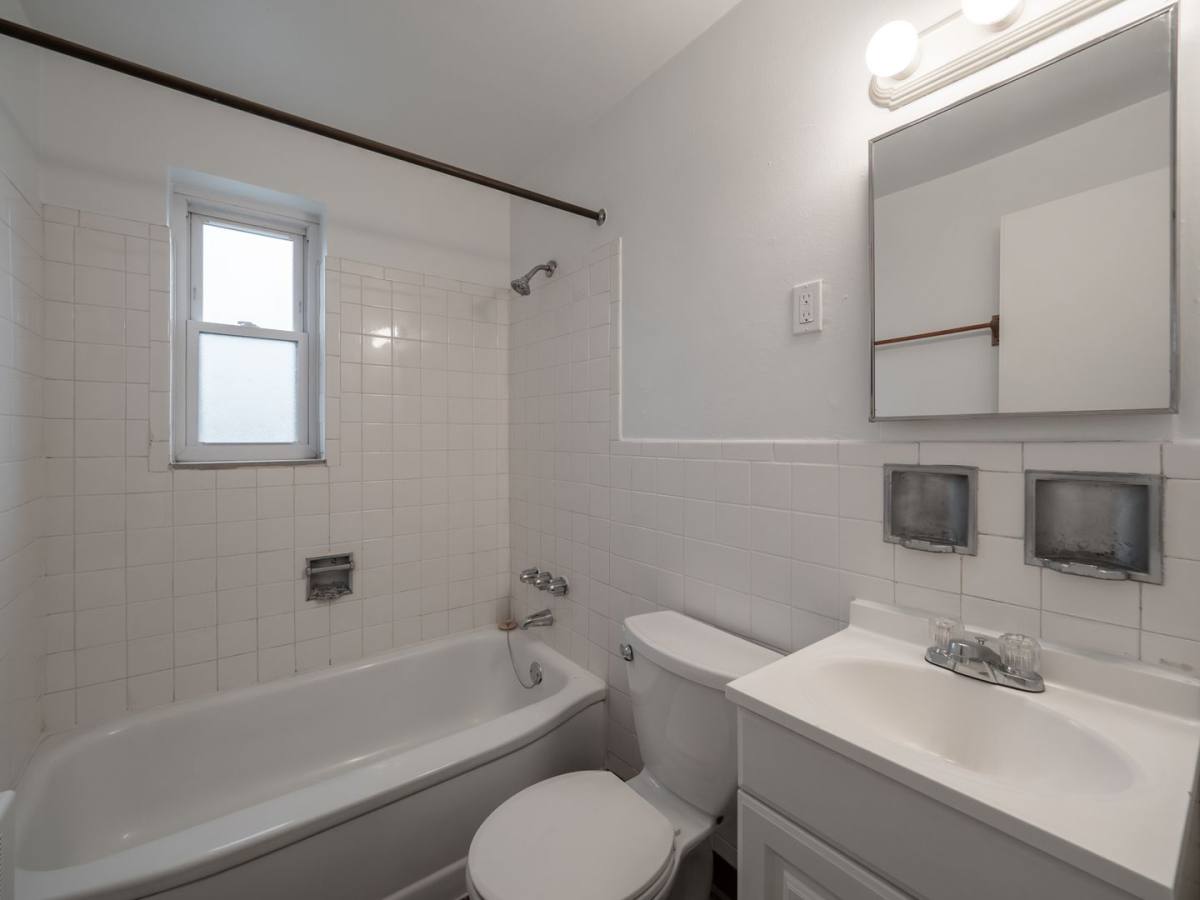 Apartment for rent at 810 Perry Highway, Pittsburgh, PA 15229