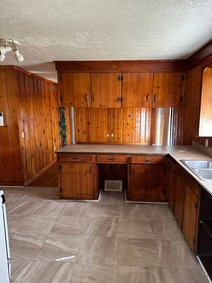House for rent at 245 Shady Circle, Jackson, MS 39204