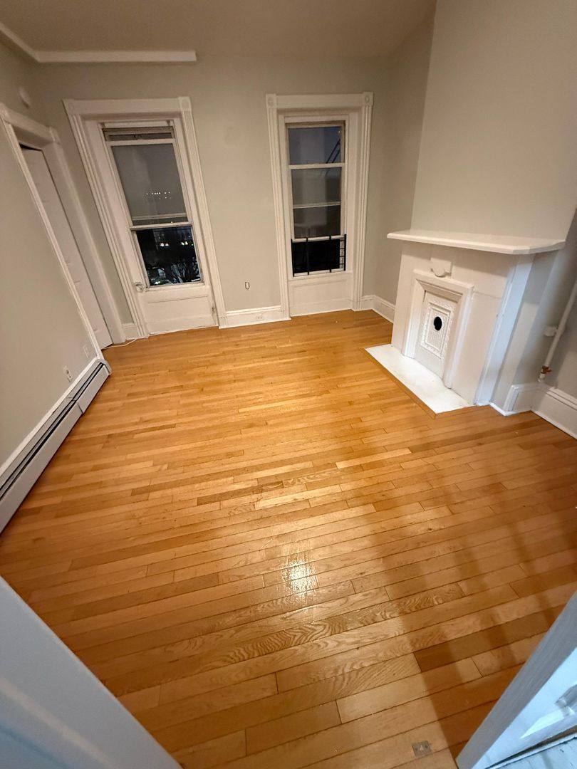 Apartment for rent at 41 Harmon St, Jersey City, NJ 07304
