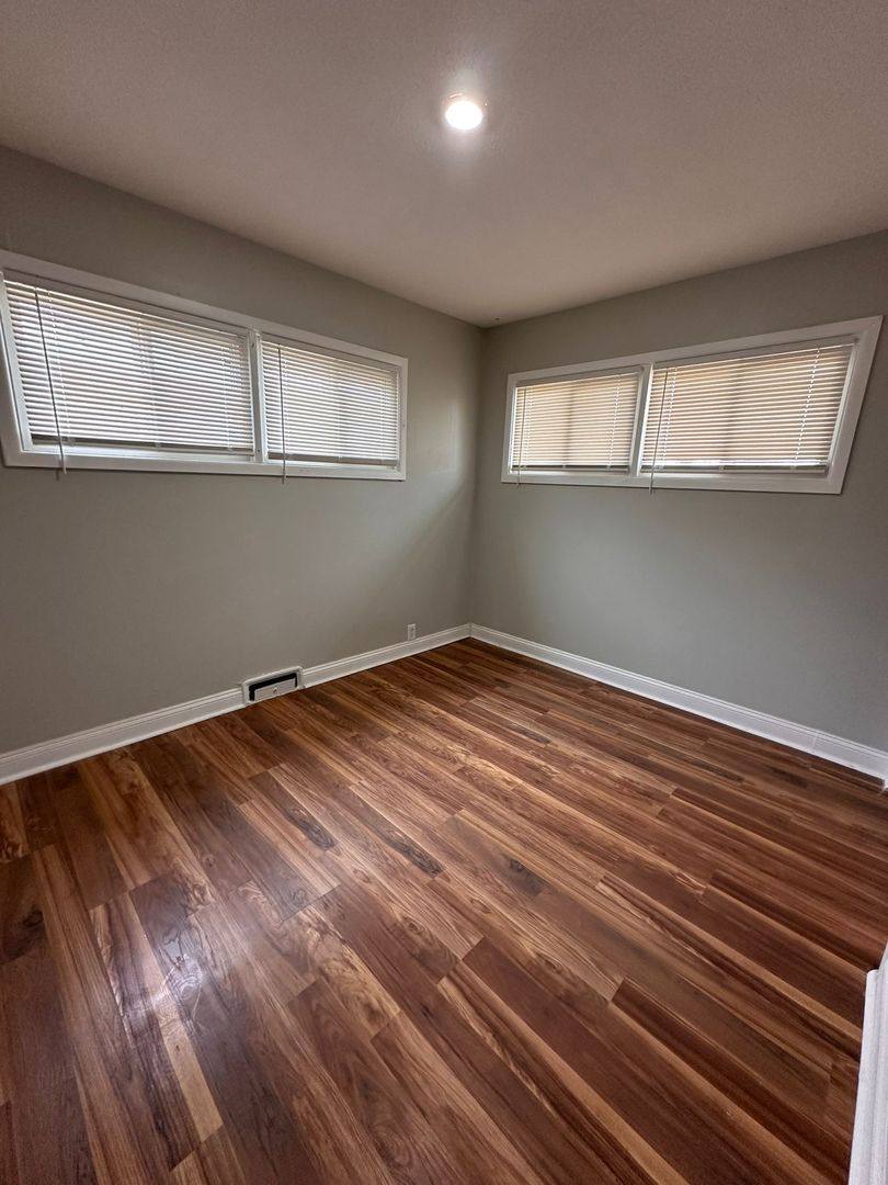 House for rent at 6904 Longview Rd, Kansas City, MO 64134