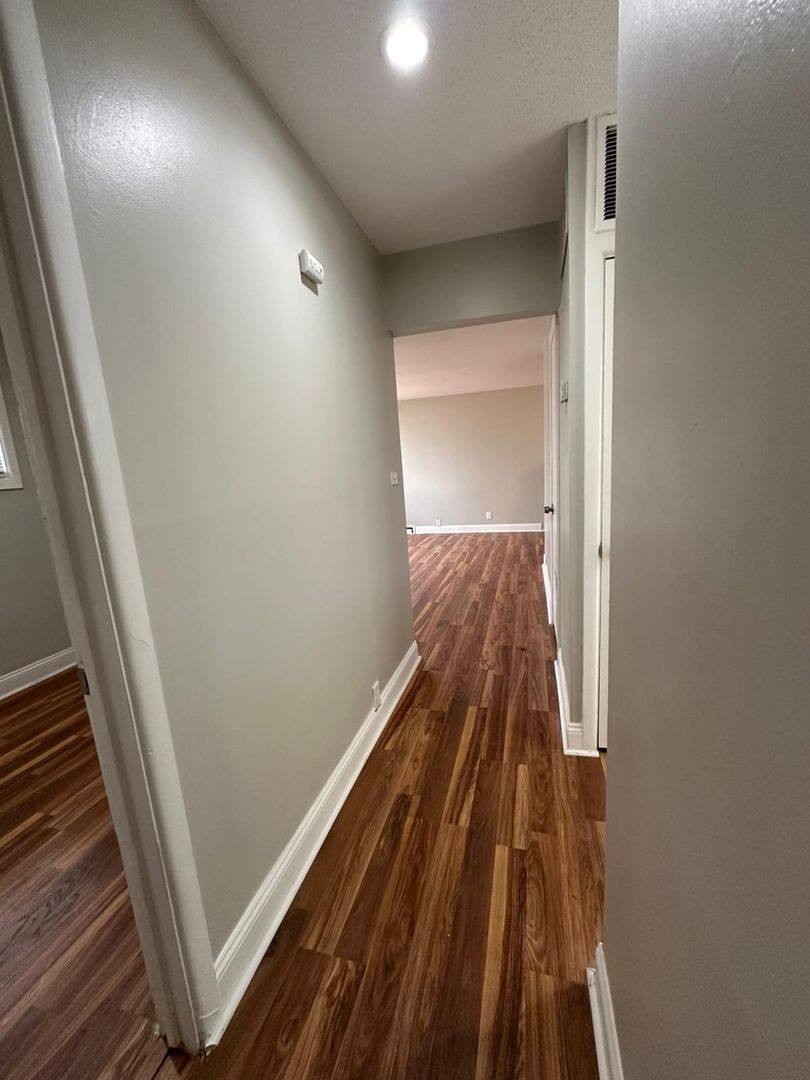 House for rent at 6904 Longview Rd, Kansas City, MO 64134