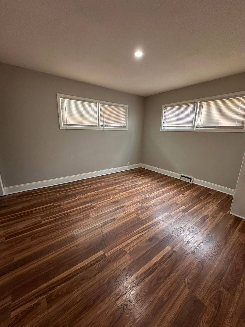 House for rent at 6904 Longview Rd, Kansas City, MO 64134