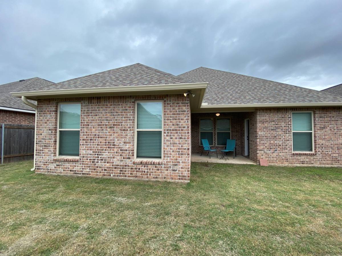 House for rent at 606 Acacia Dr, Bossier City, LA 71111