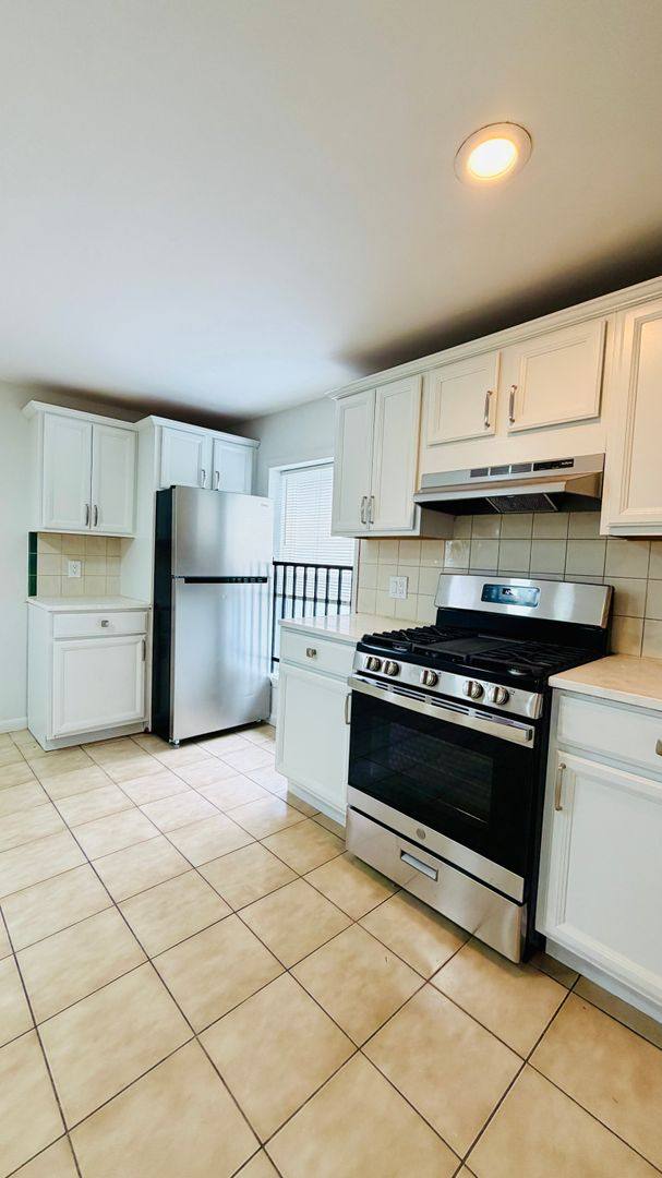 Apartment for rent at 11 Cedar St, Tarrytown, NY 10591
