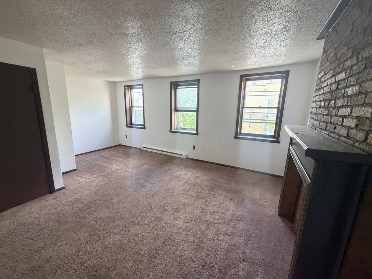 Apartment for rent at 355 Monroe St, Troy, NY 12180