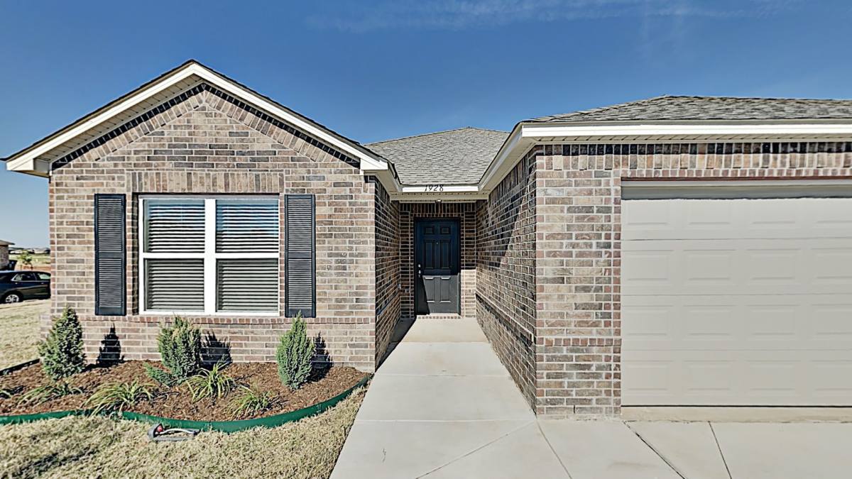 House for rent at 1928 Hannah Lane, Oklahoma City, OK 73127