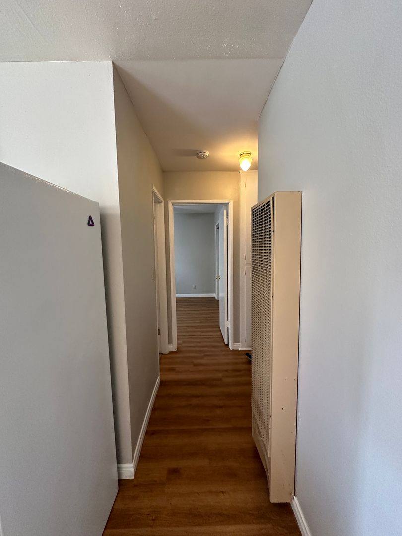 Apartment for rent at 521 S Granada Ave, Alhambra, CA 91801