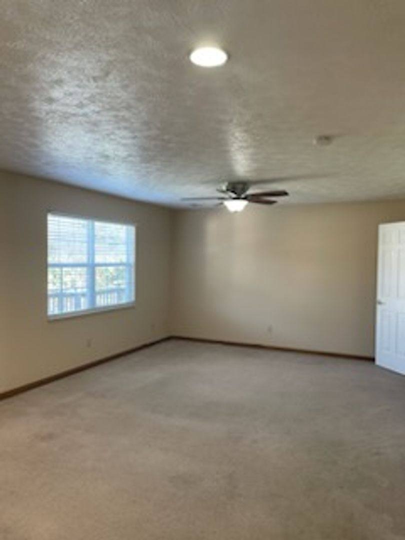 Townhouse for rent at 5210 Nesting Way, Charleston, WV 25313